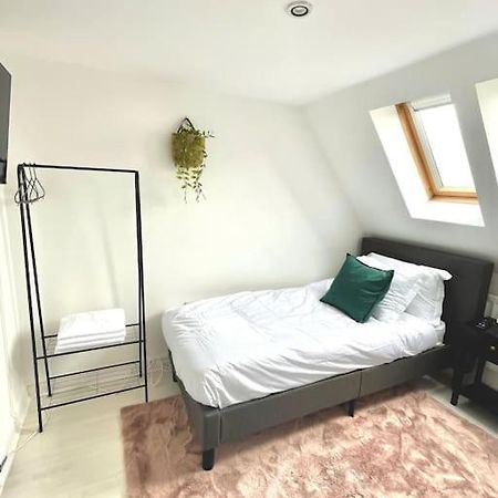 High-End 2 Bed Maisonette In Beaulieu Park Broomfield  Zewnętrze zdjęcie